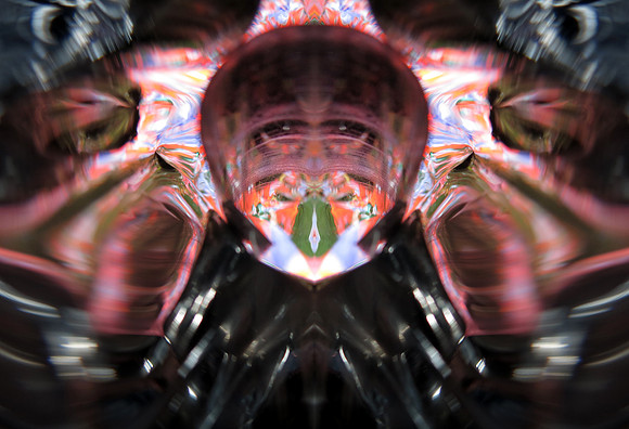 483o